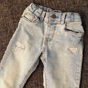 OshKosh B’gosh Distressed Jeans - Size 4T